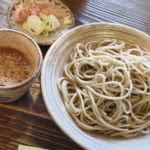 複雑なものもいいけどやっぱりシンプルなもののほうが大好きです。不器用ですから…(高倉健。笑)