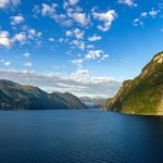 夏の連休、何して過ごす？